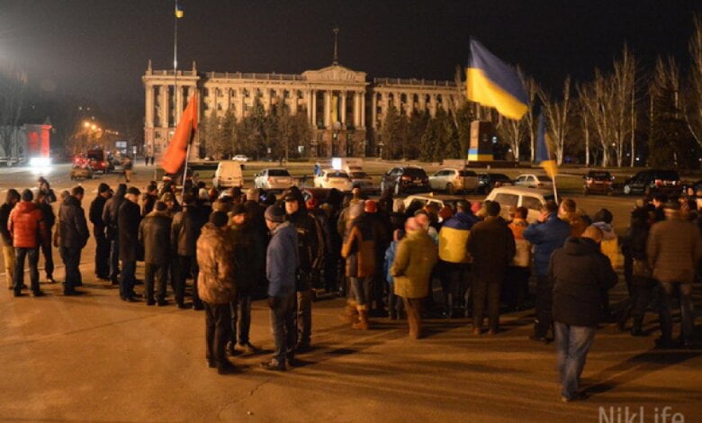 "Сменились фамилии, но то, с чем боролись, осталось". Николаевцы почтили память Героев Небесной сотни | Корабелов.ИНФО