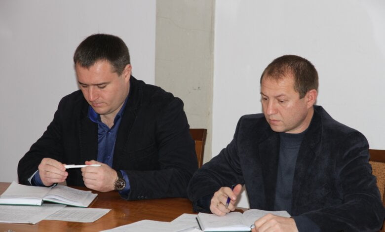 «Срочно сделайте нам дорогу, потому что скоро ожидается поток машин», - вице-мэра поразило письмо от СМП "Октябрьск" | Корабелов.ИНФО