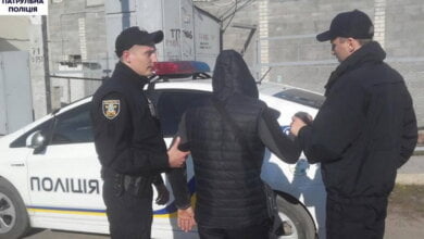 Знову в Корабельному районі наркоман видав себе при зустрічі з поліцією | Корабелов.ИНФО