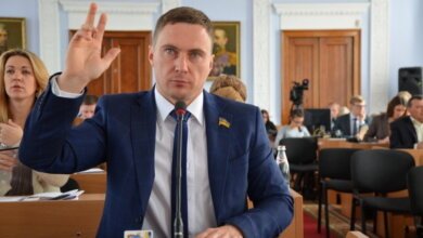 Депутаты от «ОппоБлока» отстояли продление аренды для "будок" по всему Николаеву | Корабелов.ИНФО