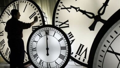 Сегодня ночью часы переводят "на летнее время" | Корабелов.ИНФО