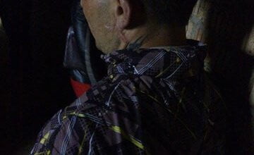 В покинутому домі на вул. Фонтанній затримали наркомана, який грів "каву" у ложці на вогнищі | Корабелов.ИНФО image 2