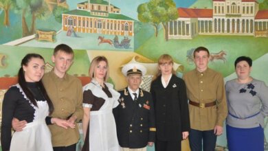 Ученики школы №49 из Корабельного района пообщались с участниками обороны блокадного Ленинграда | Корабелов.ИНФО image 1