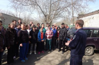 Правоохоронці Корабельного району відвезли школярів до кінологічного центру | Корабелов.ИНФО image 2