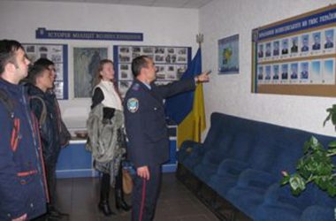 Школярі побували в Корабельному відділі поліції | Корабелов.ИНФО image 3