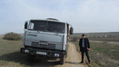 "Всі отой чорнозем куди треба завозять", - затримані розкрадачі землі в Жовтневому районі | Корабелов.ИНФО image 1