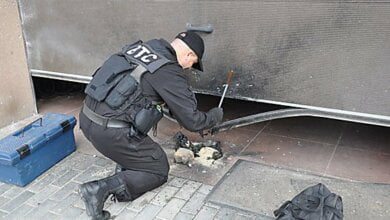 В Николаеве под ворота экс-руководителя завода «Океан» подложили гранату – полиция расследует покушение на убийство | Корабелов.ИНФО