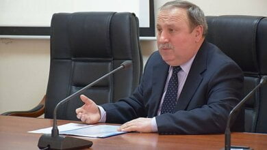 Первый вице-губернатор Романчук уже третий год декларирует, что ютится в маленьком домике в Лиманах | Корабелов.ИНФО