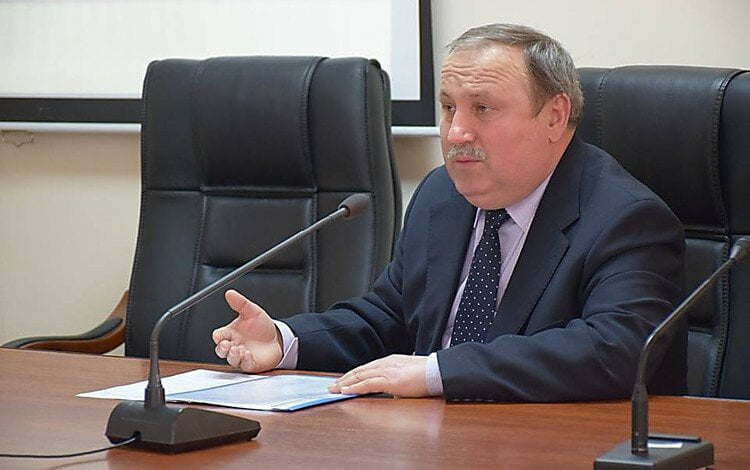 Первый вице-губернатор Романчук уже третий год декларирует, что ютится в маленьком домике в Лиманах | Корабелов.ИНФО