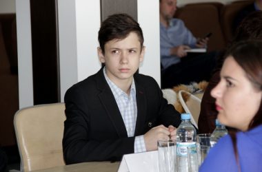 Жители Корабельного района просят побороть мусорную проблему | Корабелов.ИНФО image 1