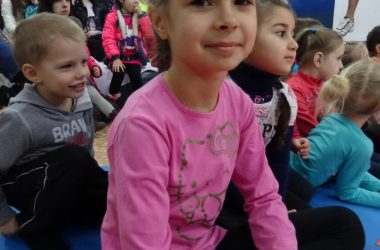 Девушки из СК "Илья Муромец" проверяли  себя на скорость, выносливость, силу и волю к победе | Корабелов.ИНФО image 12