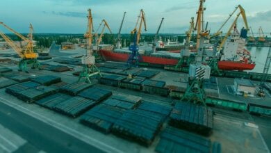 Вантажопереробка ДП "СМП "Октябрьск" за березень збільшилася майже на 5% | Корабелов.ИНФО