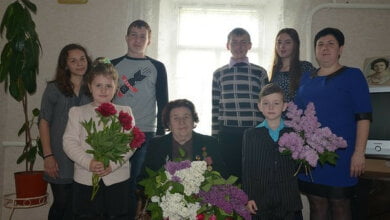 Учні школи № 49 привітали з Днем Перемоги ветеранів Корабельного району | Корабелов.ИНФО image 1