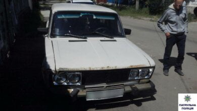 На Пасху пьяний чоловік у Корабельному на чужому авто пошкодив кілька огорож | Корабелов.ИНФО image 2