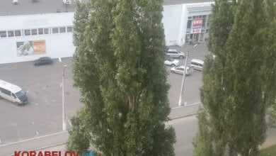 В течение суток полицейские нашли автомобиль, угнанный со стоянки у супермаркета в Корабельном районе | Корабелов.ИНФО