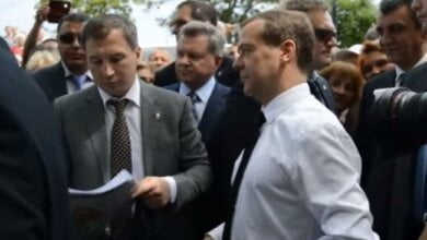 "Денег нет, но вы держитесь", - Медведев ответил пенсионерам в Крыму (видео) | Корабелов.ИНФО