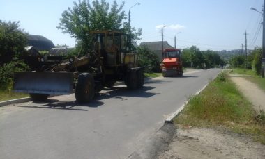 В Корабельном районе ремонтируют дороги | Корабелов.ИНФО image 2