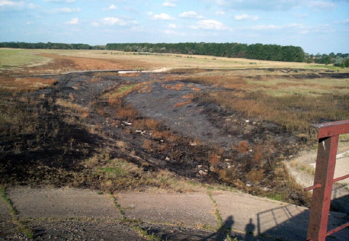 Горожане попросили мэра наполнить водой пересохшее "Октябрьское «море» | Корабелов.ИНФО