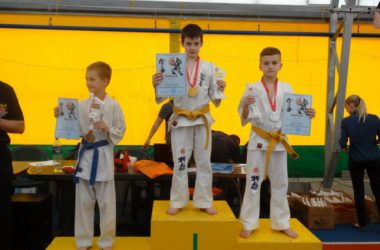 Встретились в честных поединках, почтив память Ильи Волкова. Каратисты из Корабельного вернулись домой с победами | Корабелов.ИНФО image 8