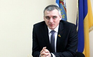 «Пусть все кричат, что дворняги», - опасаясь нападок «раша ТВ», мэр Сенкевич обманул целый город, «взяв удар на себя» | Корабелов.ИНФО image 1