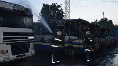 В Миколаєві у пожежі знищено шість маршрутних автобусів (Відео) | Корабелов.ИНФО image 2