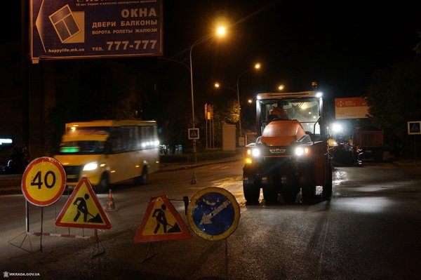 Дорожники ремонтируют проспект Богоявленский ночью: "чтобы не создавать сложности" | Корабелов.ИНФО image 5