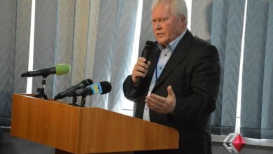 «Потоки грязных денег стекаются к губернатору», - нардеп потребовал от Порошенко немедленно уволить Мерикова | Корабелов.ИНФО