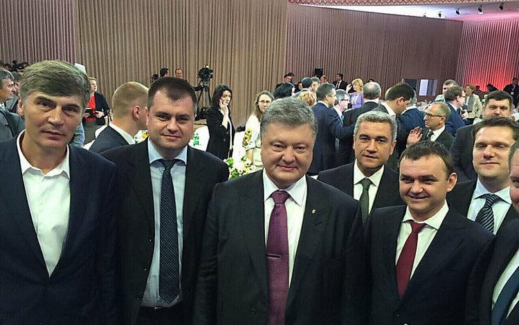 После разговора с Порошенко Мериков подал в отставку с должности главы Николаевской облгосадминистрации | Корабелов.ИНФО