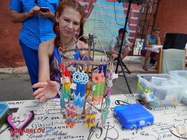 "В Николаеве каждый первый - талантливый человек". Ярмарка народного творчества у ДК "Корабельный" (ВИДЕО) | Корабелов.ИНФО image 3