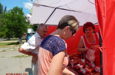 "В Николаеве каждый первый - талантливый человек". Ярмарка народного творчества у ДК "Корабельный" (ВИДЕО) | Корабелов.ИНФО image 19