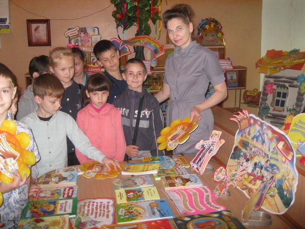 «Літня подорож у Книжкове королівство» - програма літнього читання у бібліотеці для дітей №8 (ВІДЕО) | Корабелов.ИНФО image 2