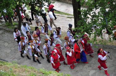 На святі замку, музики та пісні… «Забави у княжому місті» прикрасили своїм співом і «Вітовчани» з Корабельного (ВІДЕО) | Корабелов.ИНФО image 9