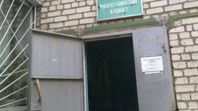 "Хочу предостеречь людей"... В кабинете флюорографии Жовтневой ЦРБ воруют одежду и сумки | Корабелов.ИНФО image 1