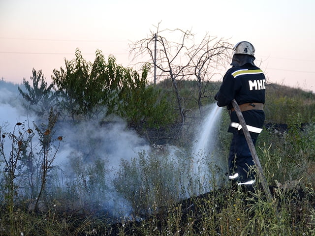 Третий раз с начала лета горит свалка в Витовском районе под Николаевом (видео) | Корабелов.ИНФО image 4