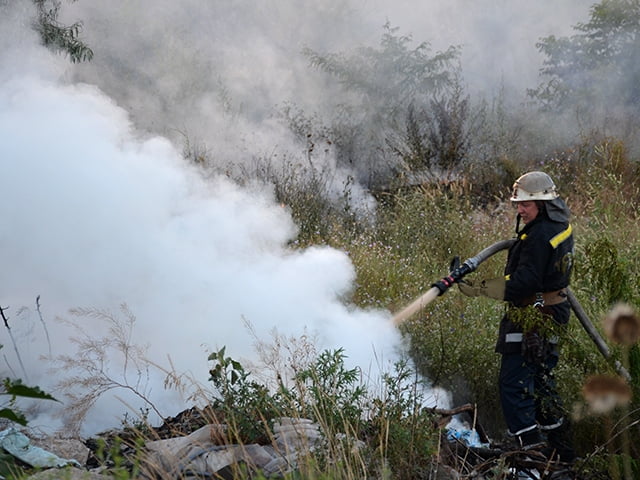 Третий раз с начала лета горит свалка в Витовском районе под Николаевом (видео) | Корабелов.ИНФО image 3