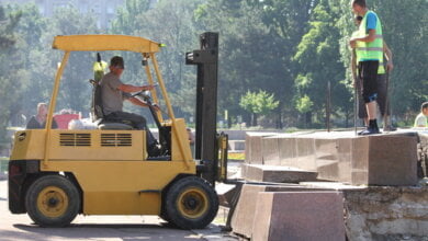 В Николаеве демонтируют постамент памятника Ленину | Корабелов.ИНФО image 1