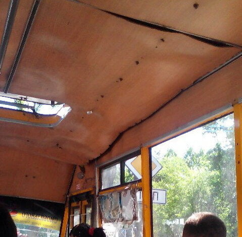 "А нам как "кидали огрызки", так и кидают", - пассажир маршрутного такси, следующего по объездной дороге в Корабельном | Корабелов.ИНФО image 3