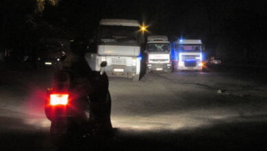 Николаевские активисты до самой ночи пытались предотвратить нарушения со стороны грузового транспорта | Корабелов.ИНФО image 1