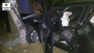 В Корабельном районе пьяный водитель, убегая от патрульных, врезался в столб | Корабелов.ИНФО image 1