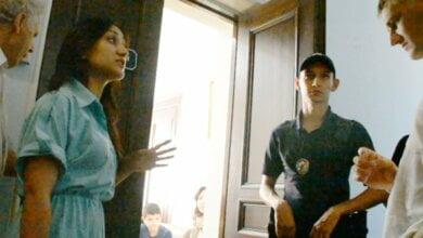 Мэр Николаева Сенкевич вызвал два наряда полиции, чтобы выгнать из своей приемной женщину с пятью детьми и больной матерью | Корабелов.ИНФО