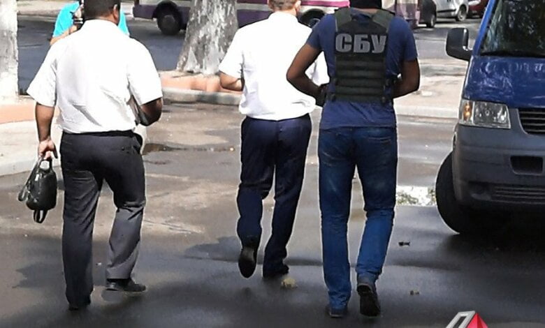 В Николаеве СБУ и военная прокуратура за вымогательство задержали замглавы областной налоговой | Корабелов.ИНФО
