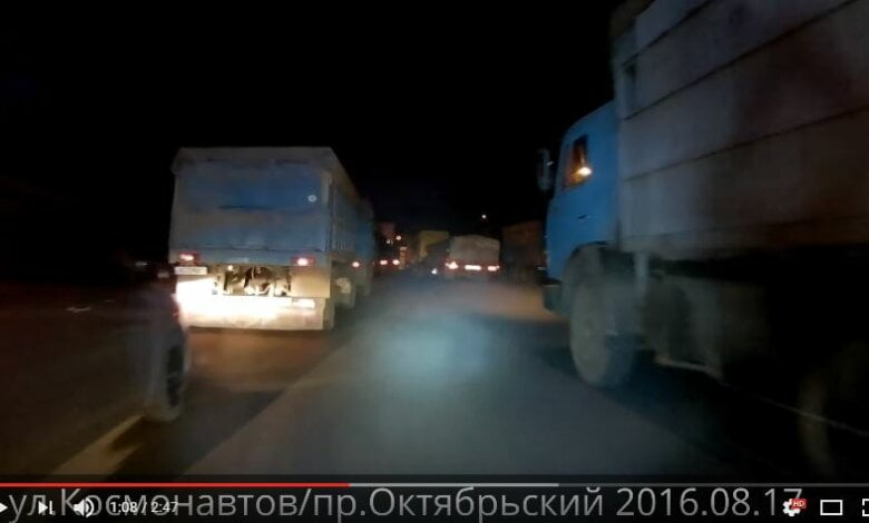 Министр уехал, а проблемы с "фурами", разрушающими дороги в Николаеве, остались (видео) | Корабелов.ИНФО
