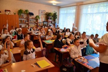 "Будь ласка, відпочинок залиште на потім". Як школи Корабельного району новий навчальний 2016/2017 рік почали | Корабелов.ИНФО image 1