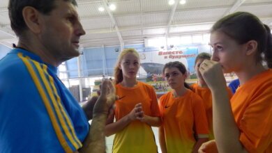 Відділення гандболу проводить конкурсний набір дівчат у Корабельному районі | Корабелов.ИНФО