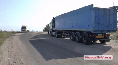 Первые четыре машины с львовским мусором уже разгрузились в Николаеве | Корабелов.ИНФО image 6