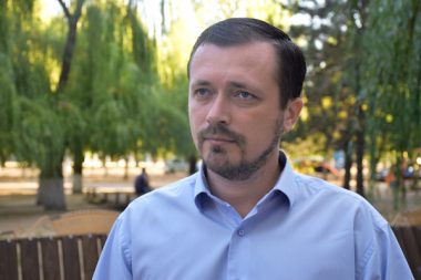 Ко Дню города в Корабельном районе запустили бесплатный Wi-Fi и установили новые скамейки | Корабелов.ИНФО image 2