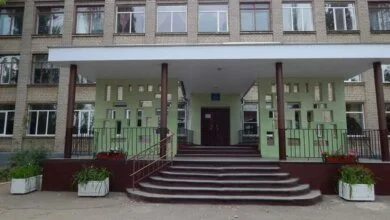 "Почему не решить вопрос по-человечески?" - директор школы в Корабельном районе шокирована жалобами родителей на поборы | Корабелов.ИНФО