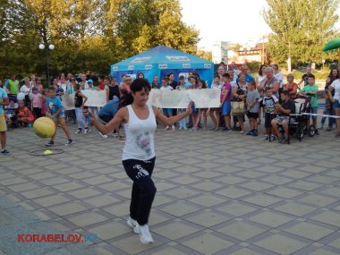 "Они заражают нас всех оптимизмом". Молодежный Совет Николаева провел "Веселые старты" в Корабельном (ВИДЕО) | Корабелов.ИНФО image 23