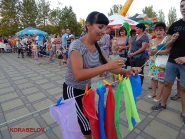 "Они заражают нас всех оптимизмом". Молодежный Совет Николаева провел "Веселые старты" в Корабельном (ВИДЕО) | Корабелов.ИНФО image 9