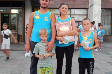 "Они заражают нас всех оптимизмом". Молодежный Совет Николаева провел "Веселые старты" в Корабельном (ВИДЕО) | Корабелов.ИНФО image 4